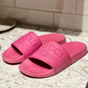 GUCCI Rubber Slides